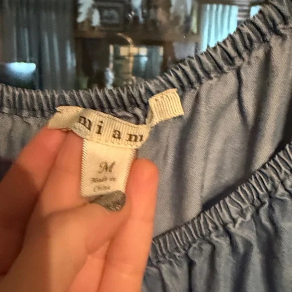 Mi Ami Womens Blue Chambray Ruffle Bell Sleeve Boho Peasant Blouse Top Medium - Picture 2 of 4